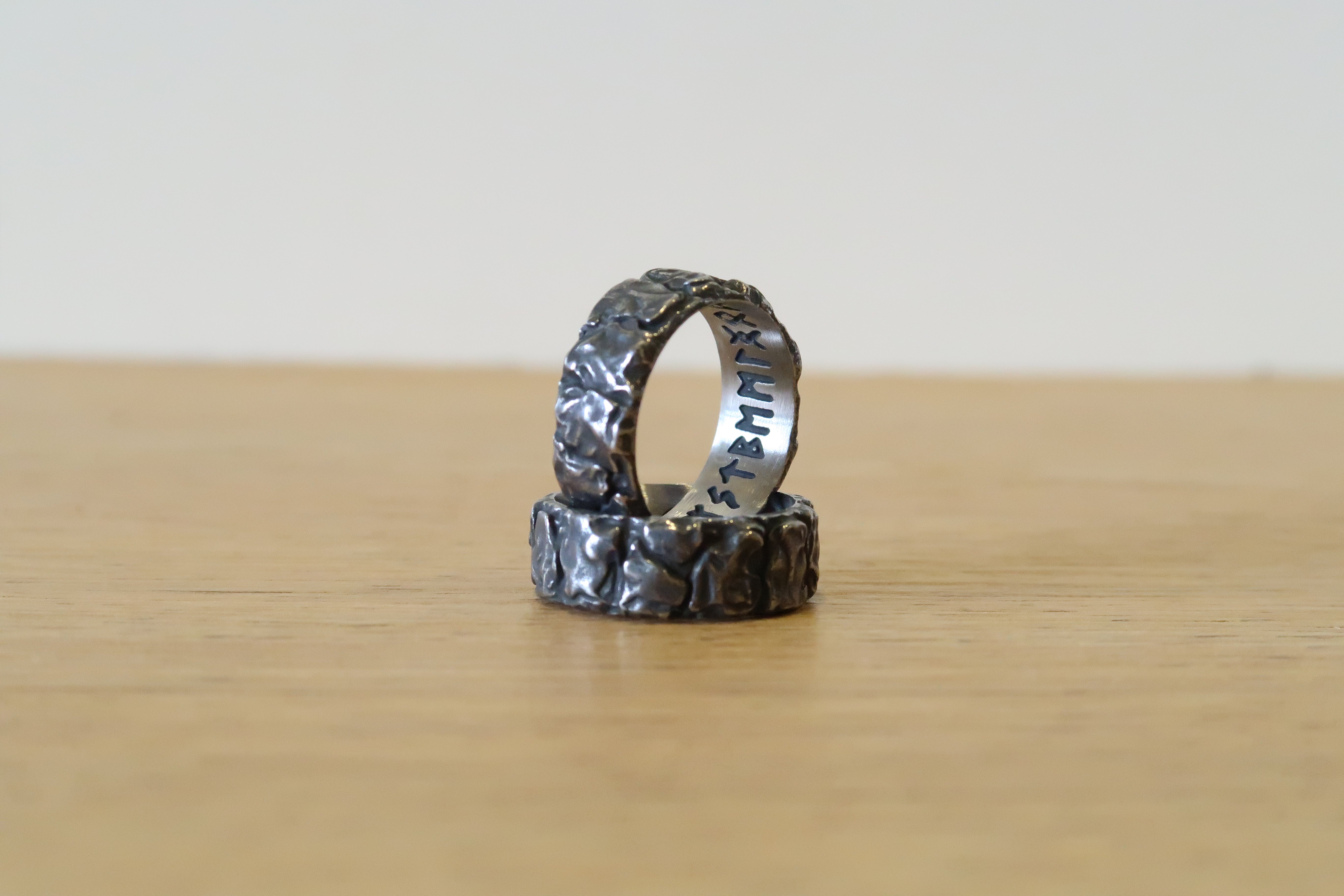 Cracked Ring