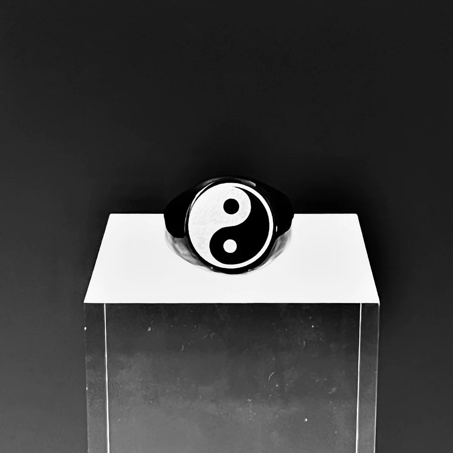 Yin Yang Ring