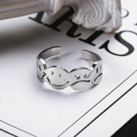 Smile Ring